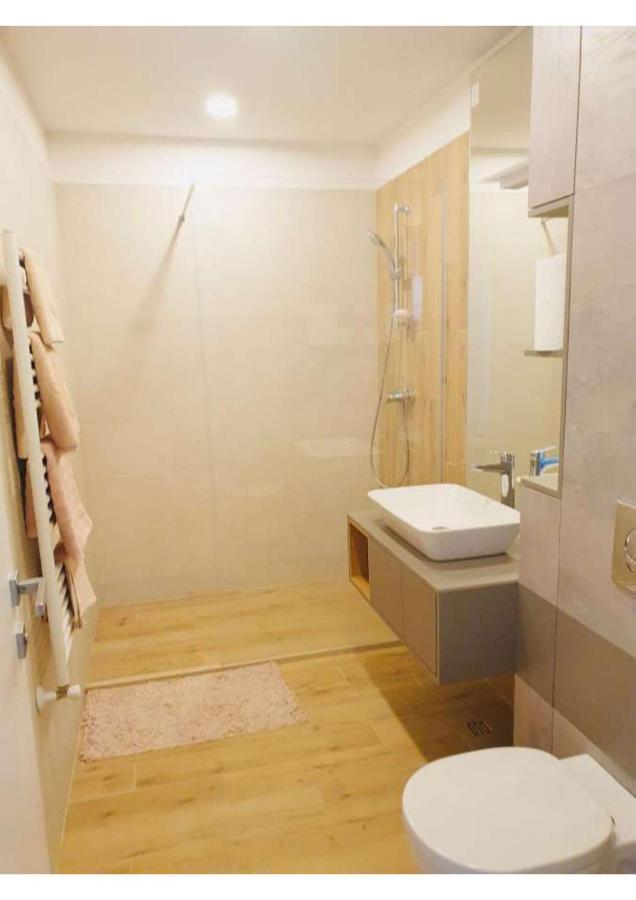 Segovia Apartament 2 Apartamento Braşov Exterior foto
